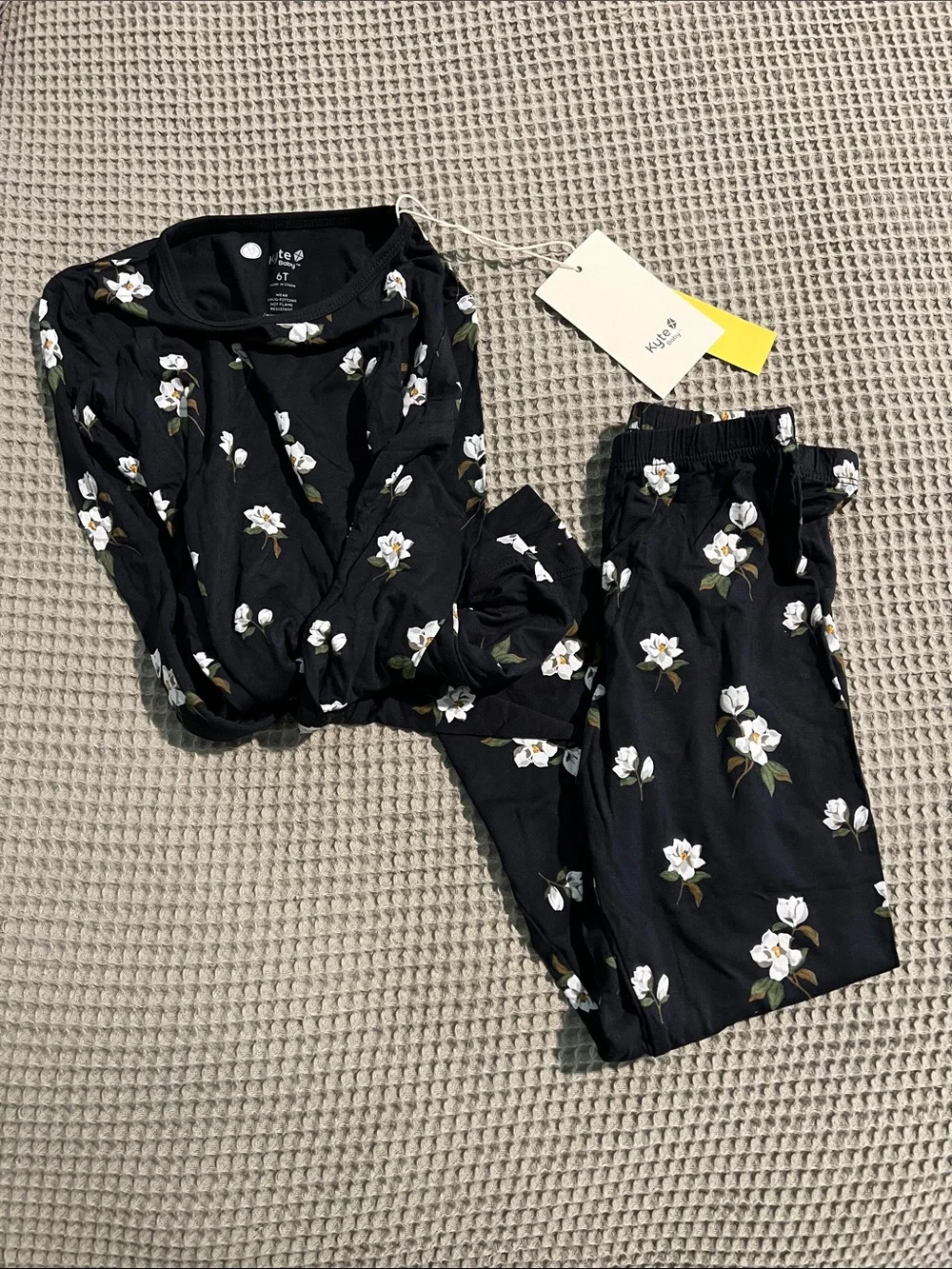 NWT Kyte BABY Midnight Magnolia Two-Piece Pajama Set